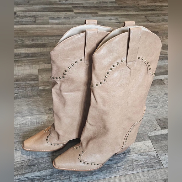 🩷Ronilurn Womens Size 9 & 11 Tan Faux Shark Fold Over Mid Chunky Heel Boots🩵 - Picture 6 of 11